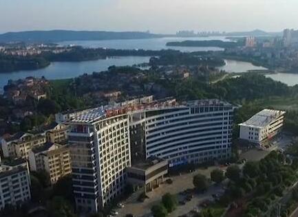 岳陽(yáng)經(jīng)開區(qū)以科技創(chuàng)新驅(qū)動(dòng)發(fā)展