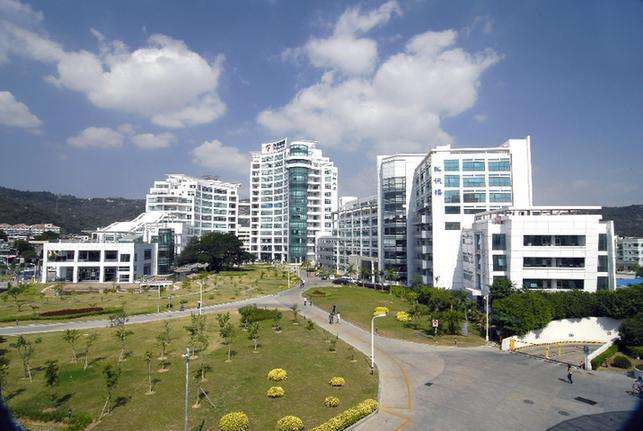 廈門(mén)火炬高新區(qū)掀起學(xué)習(xí)宣傳貫徹黨的十九大精神熱潮