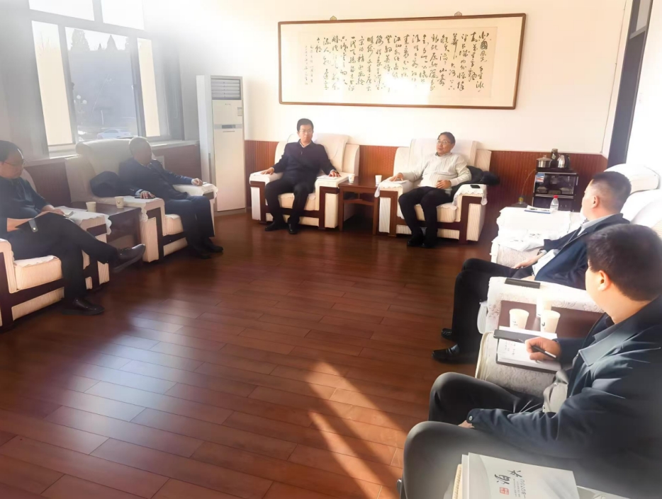 李文輝院長(zhǎng)一行赴泊頭市調(diào)研座談